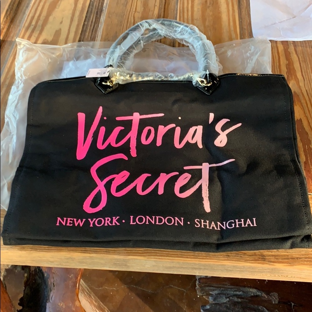 NWT Victoria’s Secret tote